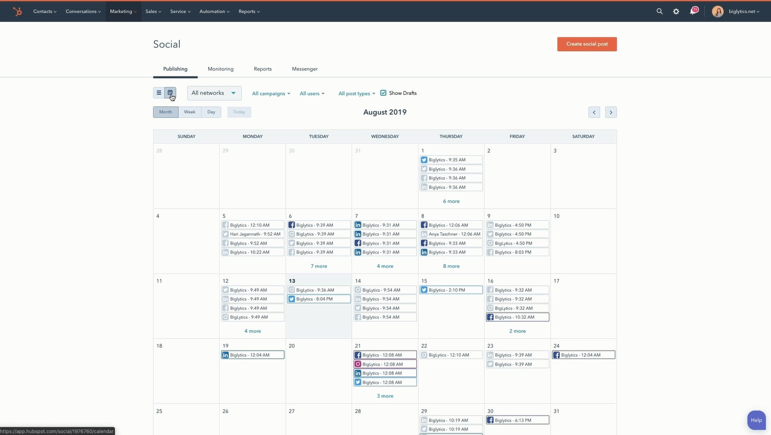 HubSpot Instagram Integration: social media calendar